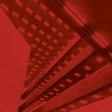 Steve McQueen, Bass, 2024, LED Light and Sound, Courtesy the artist, Co-commissioned work by Laurenz Foundation, Schaulager Basel and Dia Art Foundation, 15 June – 16 November 2025, Schaulager® Münchenstein/Basel (Installation view), Photo: Pati Grabowicz